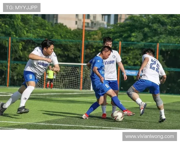 凯发足球官网下载手机版操作简便，快速注册登录，开启你的足球竞猜与赛事直播之旅